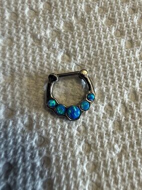 Tulsa Body Jewelry Stainless Steel (316L) Five Blue Opal Septum Clicker Ring